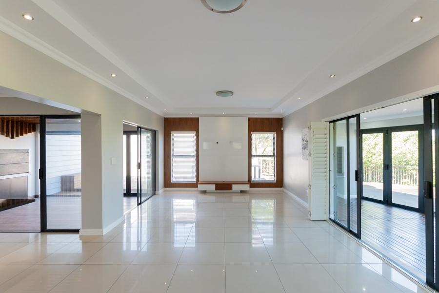 To Let 4 Bedroom Property for Rent in Langebaan Country Estate Western Cape